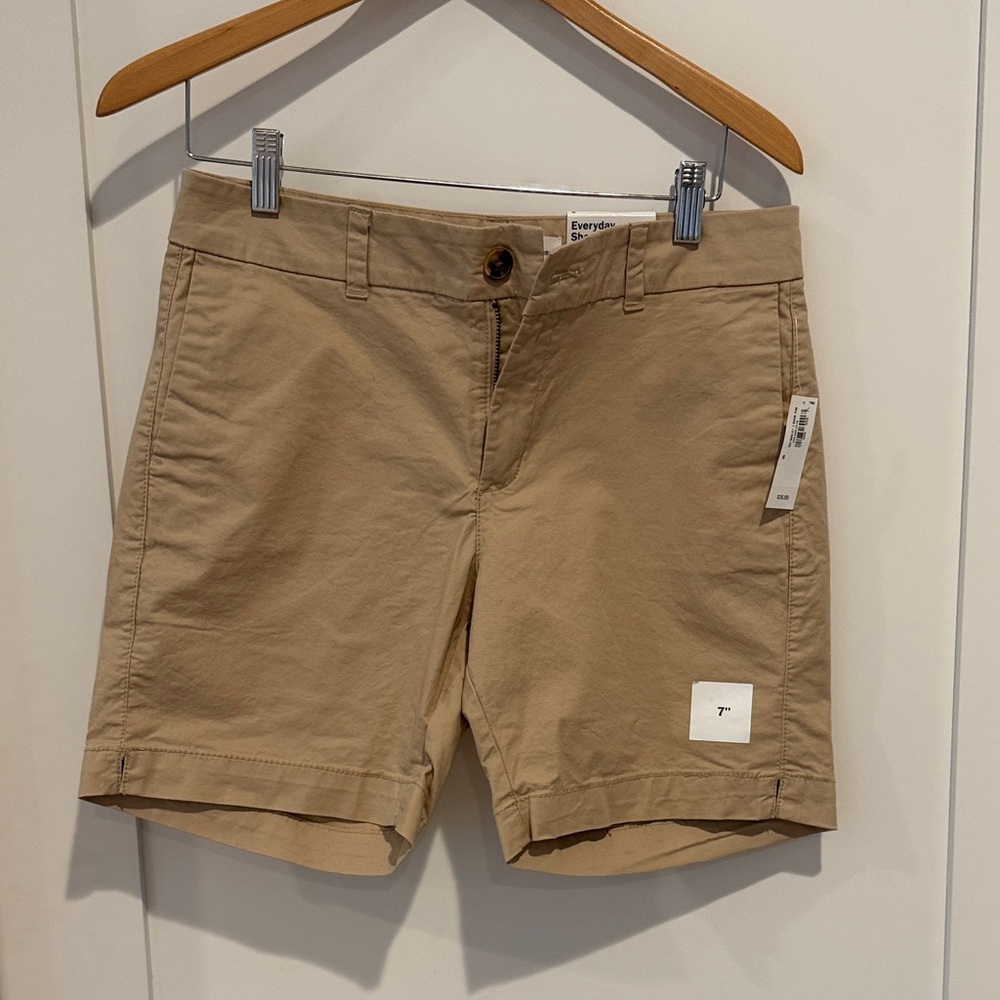 Old Navy Women's Tan Bermudas
